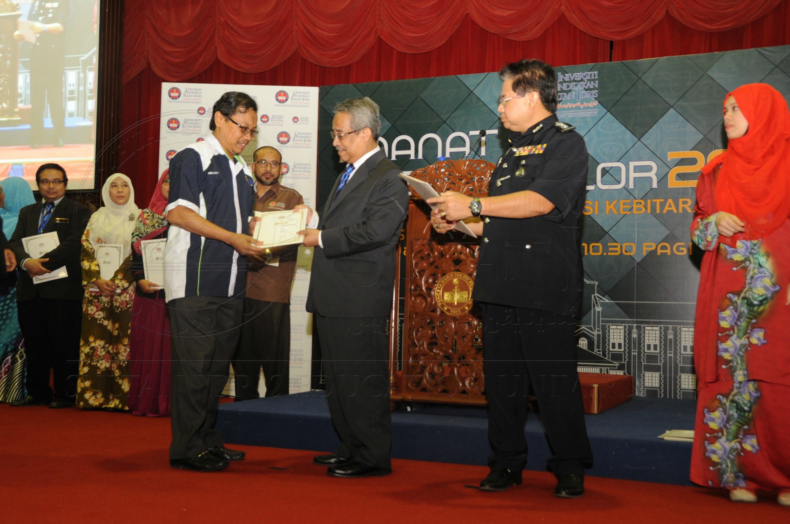 PRO 16 6 AMANAT VCHAS 8757